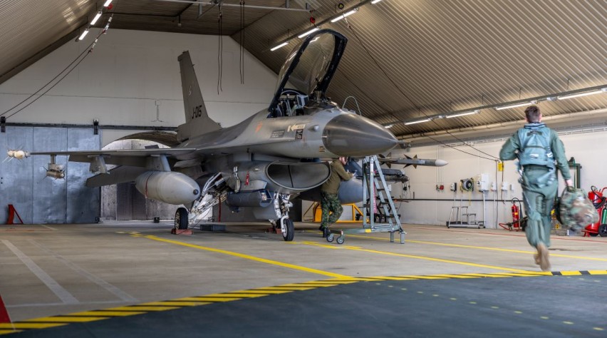 F-16 Straaljager